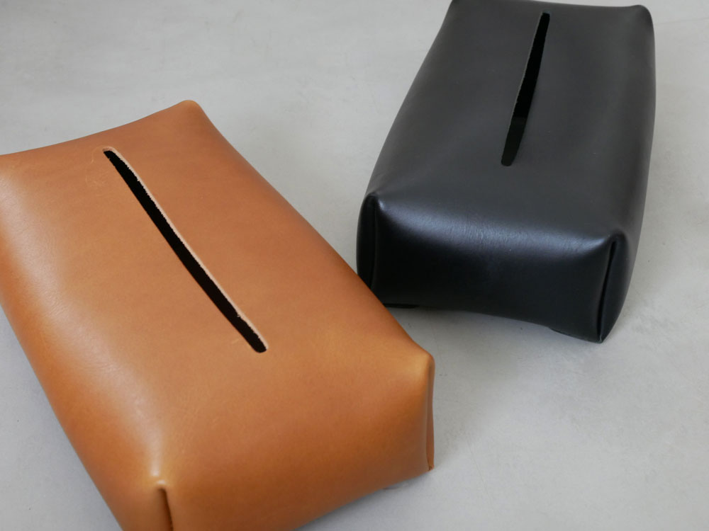 【MOHEIM/モヘイム】TISSUE COVER oiled leather
